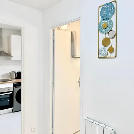 Fourside Deluxe Apartments In Le Bourget Exterior photo