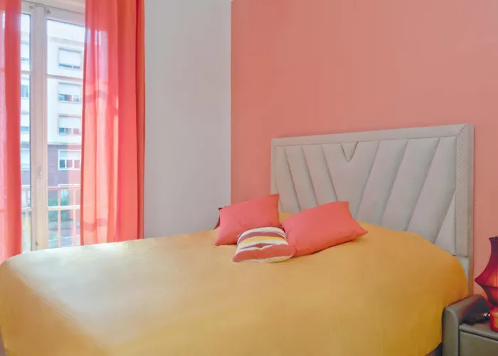 Fourside Deluxe Apartments In Le Bourget