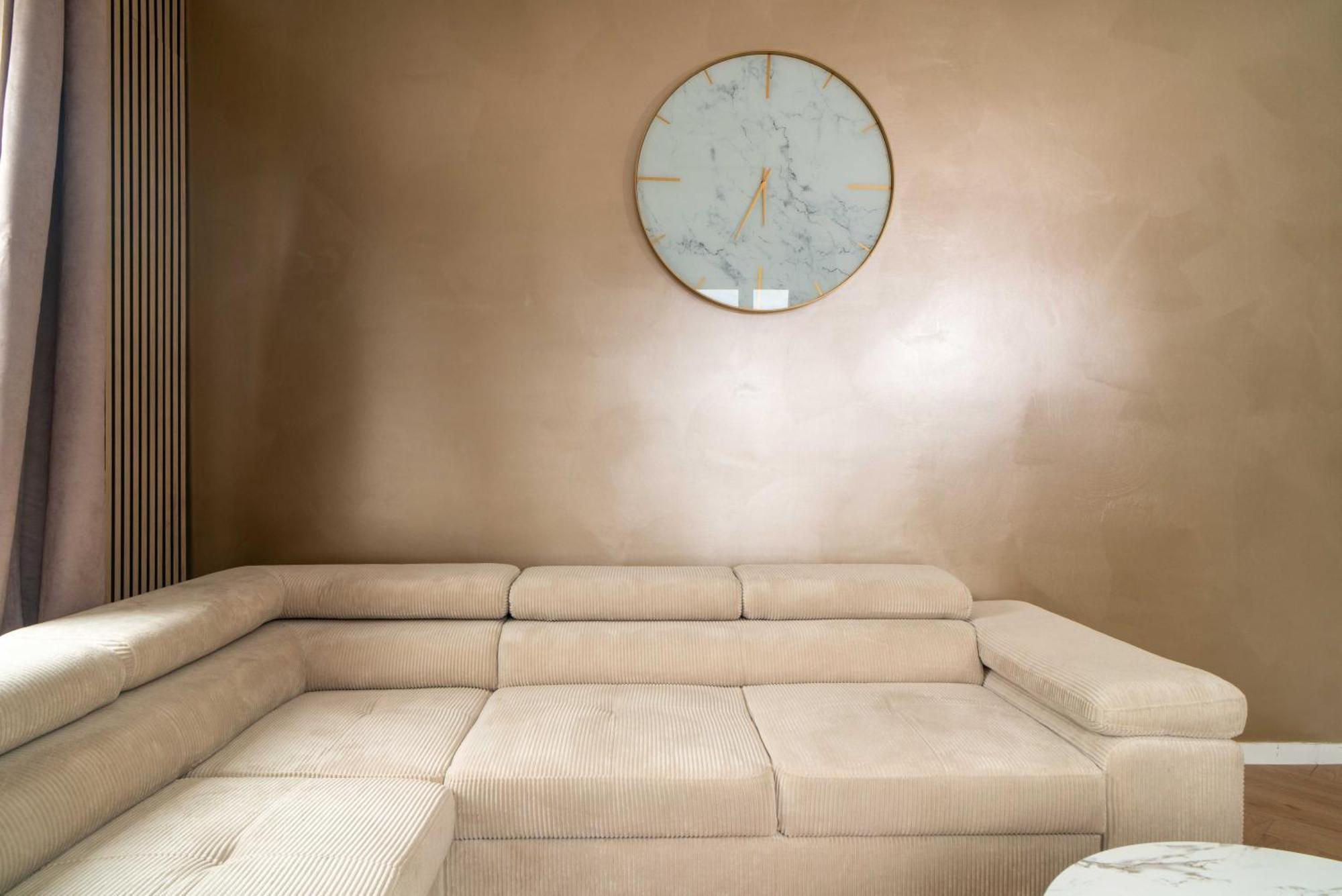 Apartment Fourside Deluxe In Le Bourget