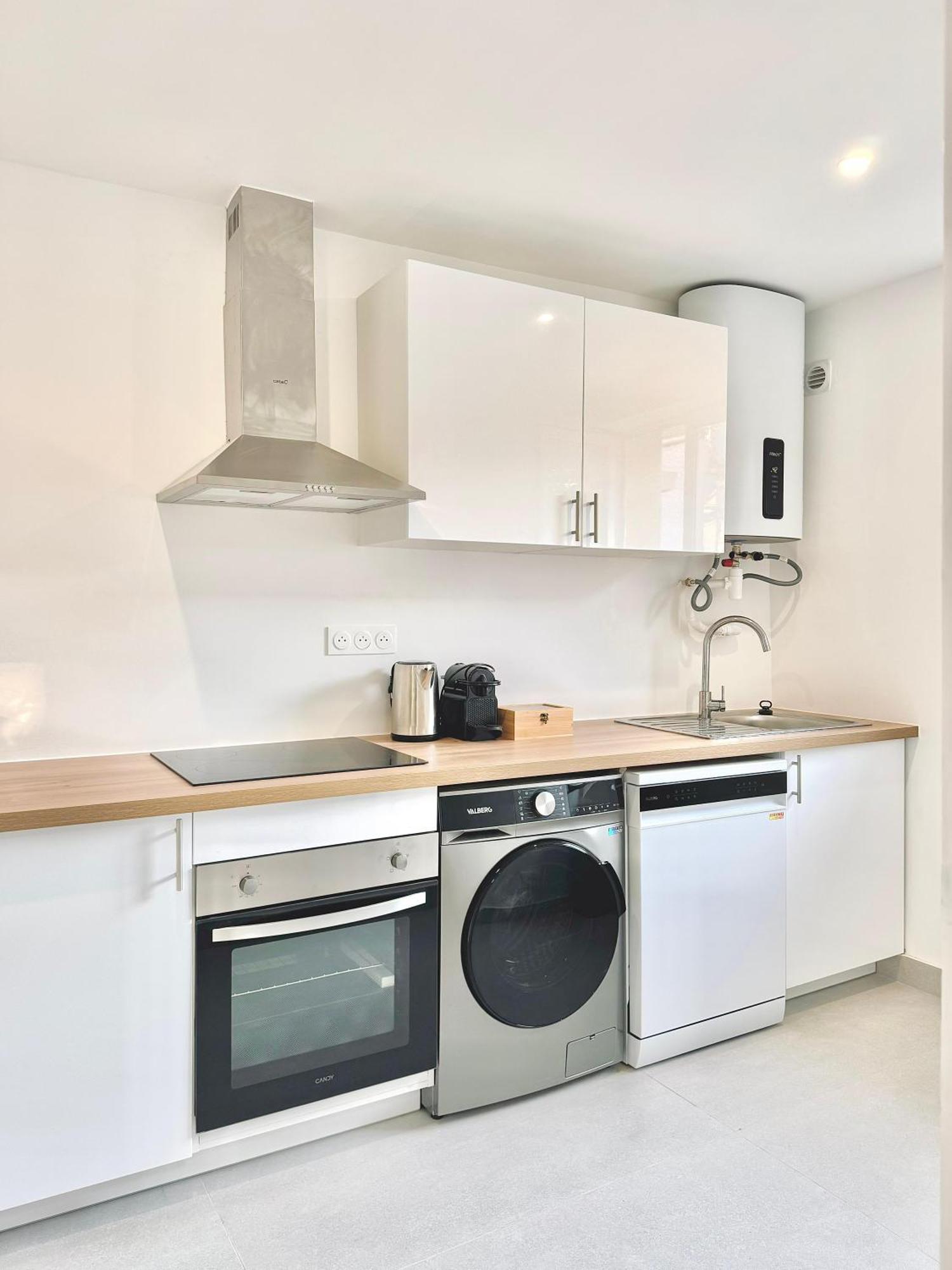 Apartment Fourside Deluxe In *